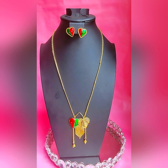 22k Dubai Gold plated Heart Bell Necklace with Gold Chain and Heart Earrings NWT - Picture 3 of 4